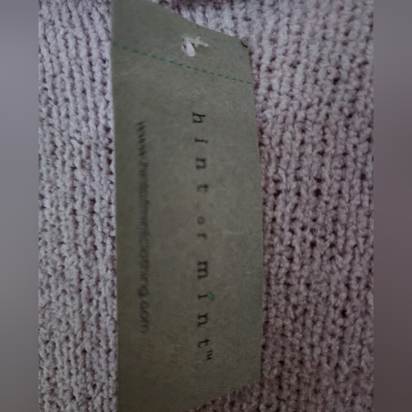 NWT.Women's Boucle Crewneck Pullover Sweater - Hint or mint size L - Picture 7 of 8